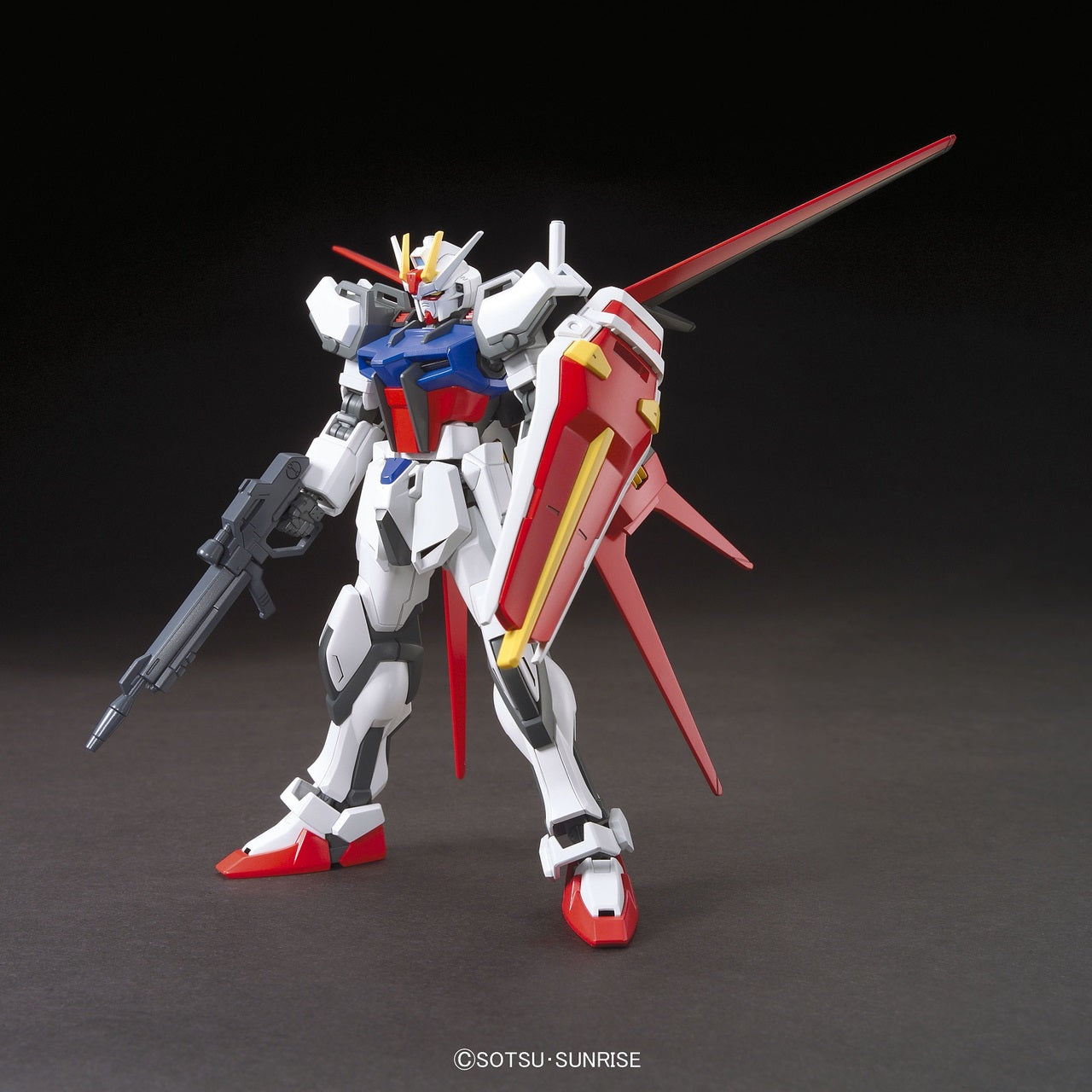 GAT-X105+AQM/E-X01 Aile Strike Gundam - HGCE #171 1/144 翔翼型攻擊鋼彈