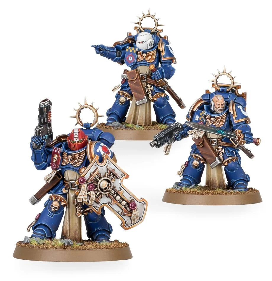 Space Marines: Bladeguard Veterans - 星際戰士劍衛老兵