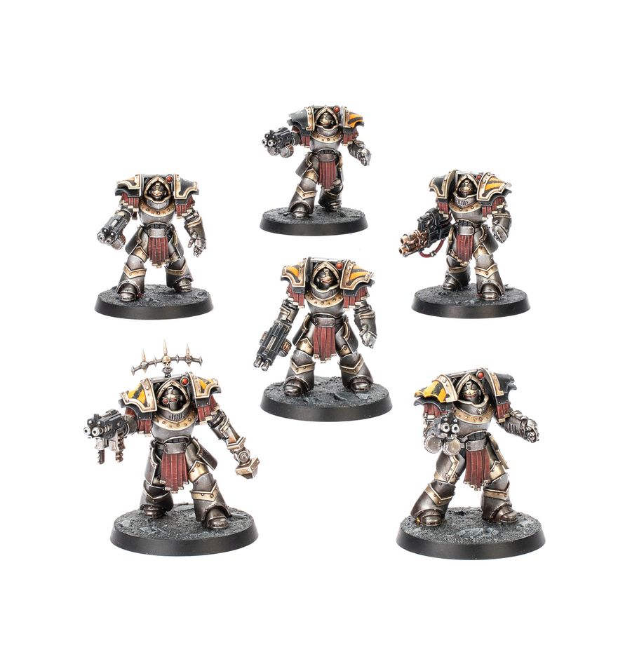 Legiones Astartes: Legiones Astartes: Cataphractii Terminators with Combi-bolters and Power Fists - 阿斯塔特軍團：鐵騎型終結者動力拳套
