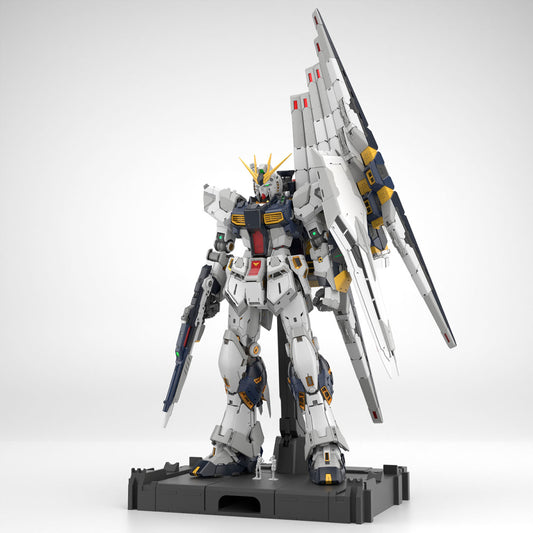 Gunpla 45th Anniversary Masterpiece: PG UNLEASHED 1/60 ν Gundam - 鋼普拉 45 週年大作 PG UNLEASHED 1/60 ν鋼彈