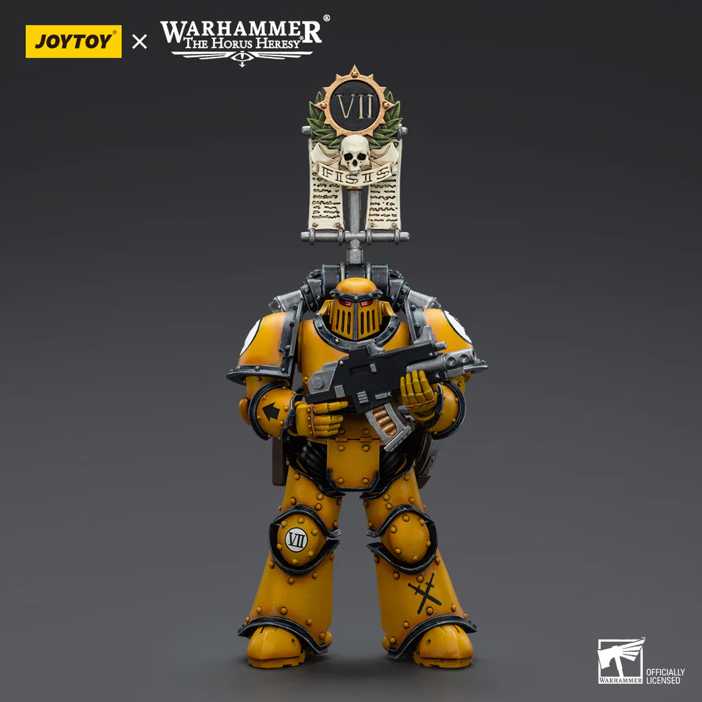JoyToy: Imperial Fists - Legion MkIII Tactical Squad - Legionary with Legion Vexilla - 帝国之拳 - MkIII军团战术小队 - 佩戴军旗的军团士兵