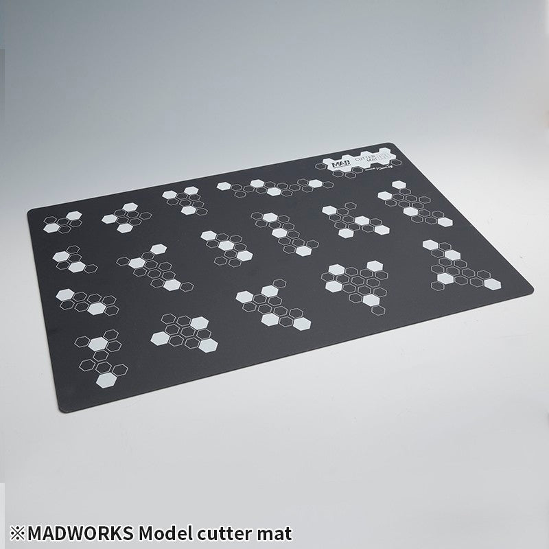 Madworks: A3 Cutting Mat With Patented Color Picker - MAD模型專用切割墊A3配色方案專利